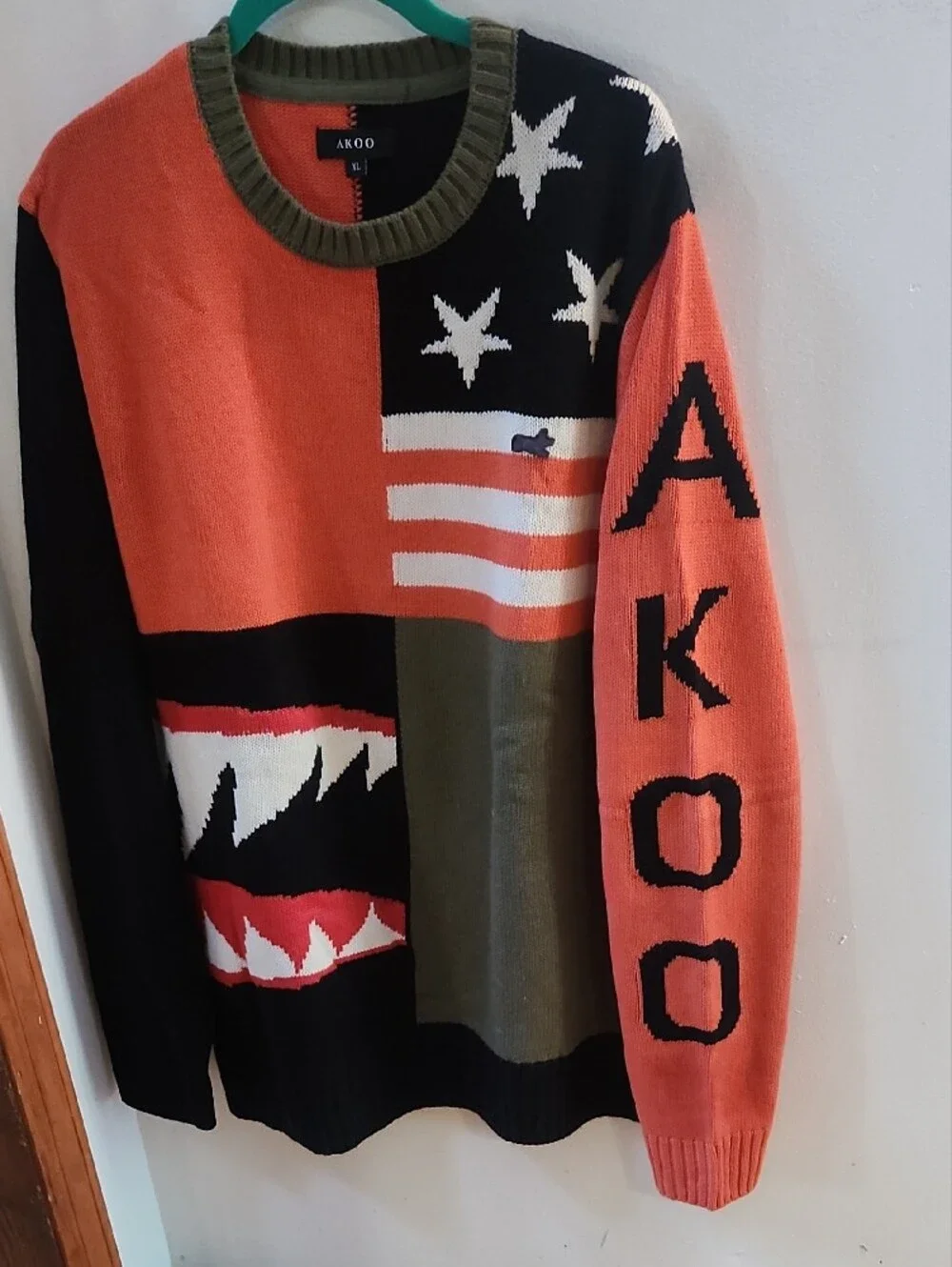 AKOO Colorblock Graphic Crewneck Sweater in Orange, Black, Olive